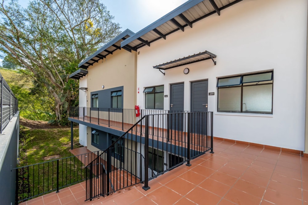 Apartment for sale in Waterfall, Upper Highway - 1KF1674544