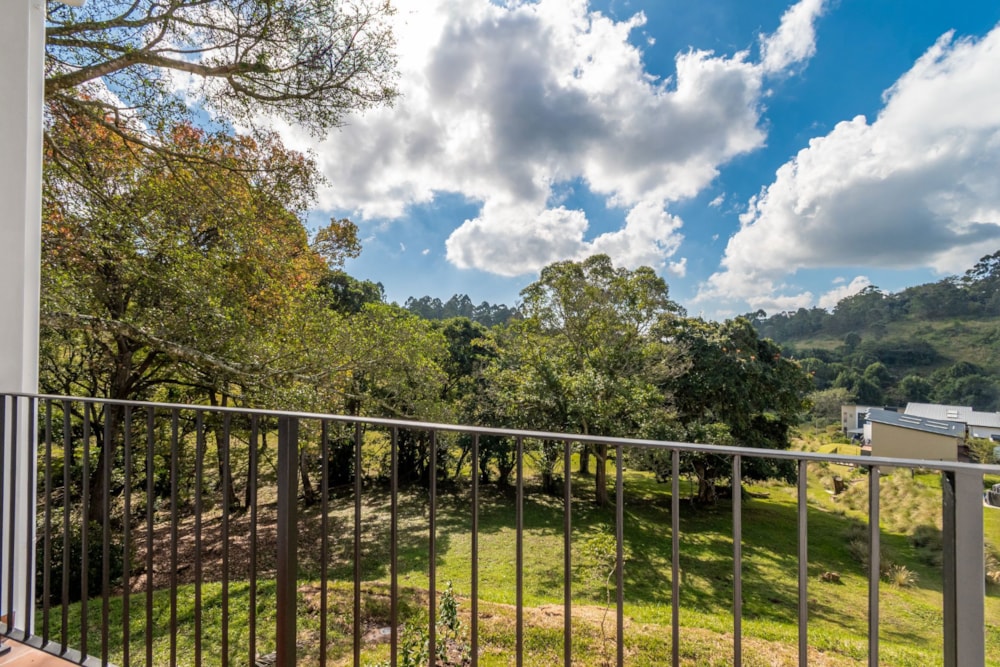 Apartment for sale in Waterfall, Upper Highway - 1KF1674544