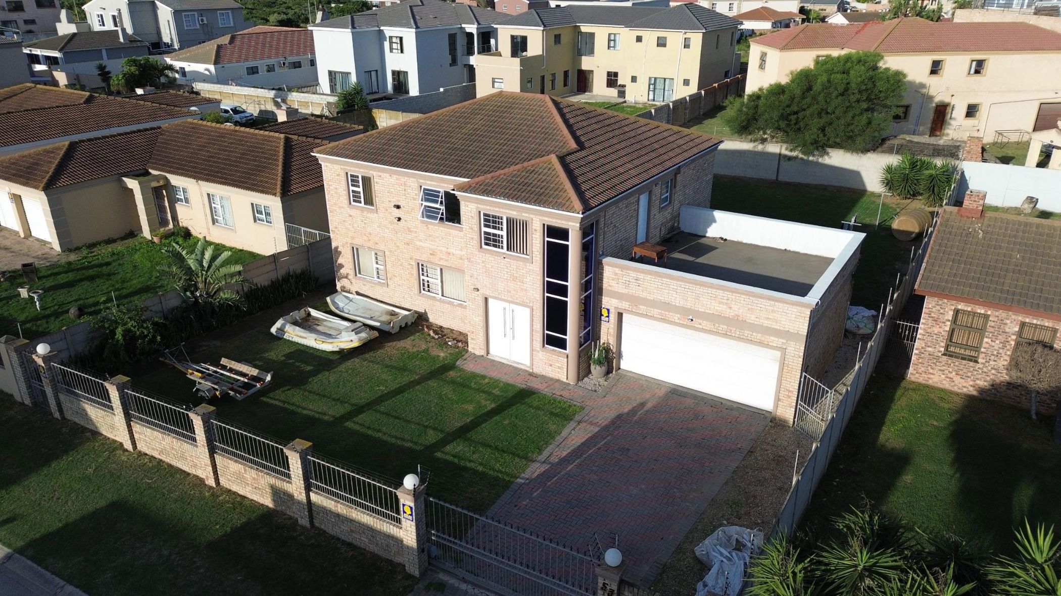 Double-storey house for sale in Bluewater Bay, Port Elizabeth, Gqeberha - 1PLZ1685648