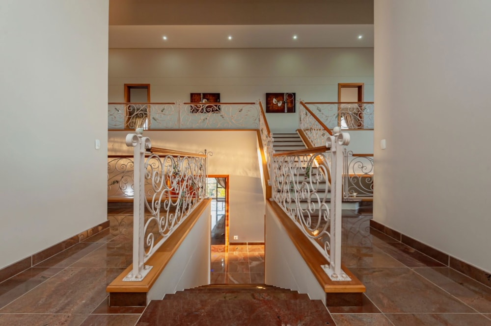 Double-storey house for sale in Roodekrans - RAN1740220 Double-storey house for sale in Roodekrans - RAN1740220