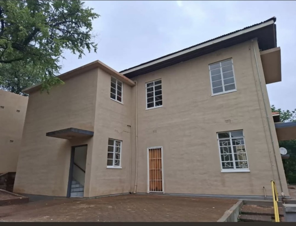 Bachelor apartment to rent in Thabazimbi - 1ER1690352