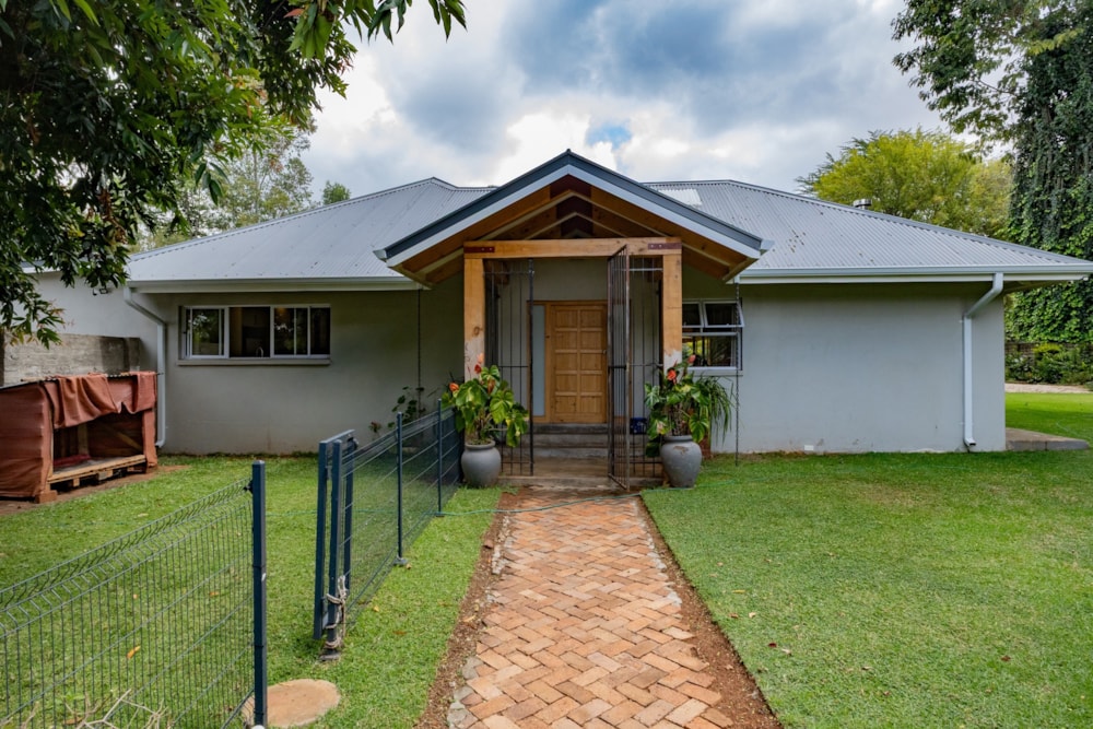 House for sale in Borrowdale, Zimbabwe - 3ZB1740217 House for sale in Borrowdale, Zimbabwe - 3ZB1740217