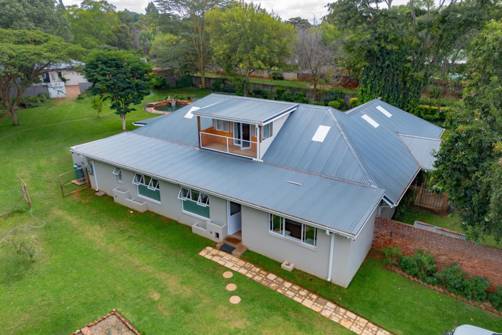 House for sale in Borrowdale, Zimbabwe - 3ZB1740217 House for sale in Borrowdale, Zimbabwe - 3ZB1740217