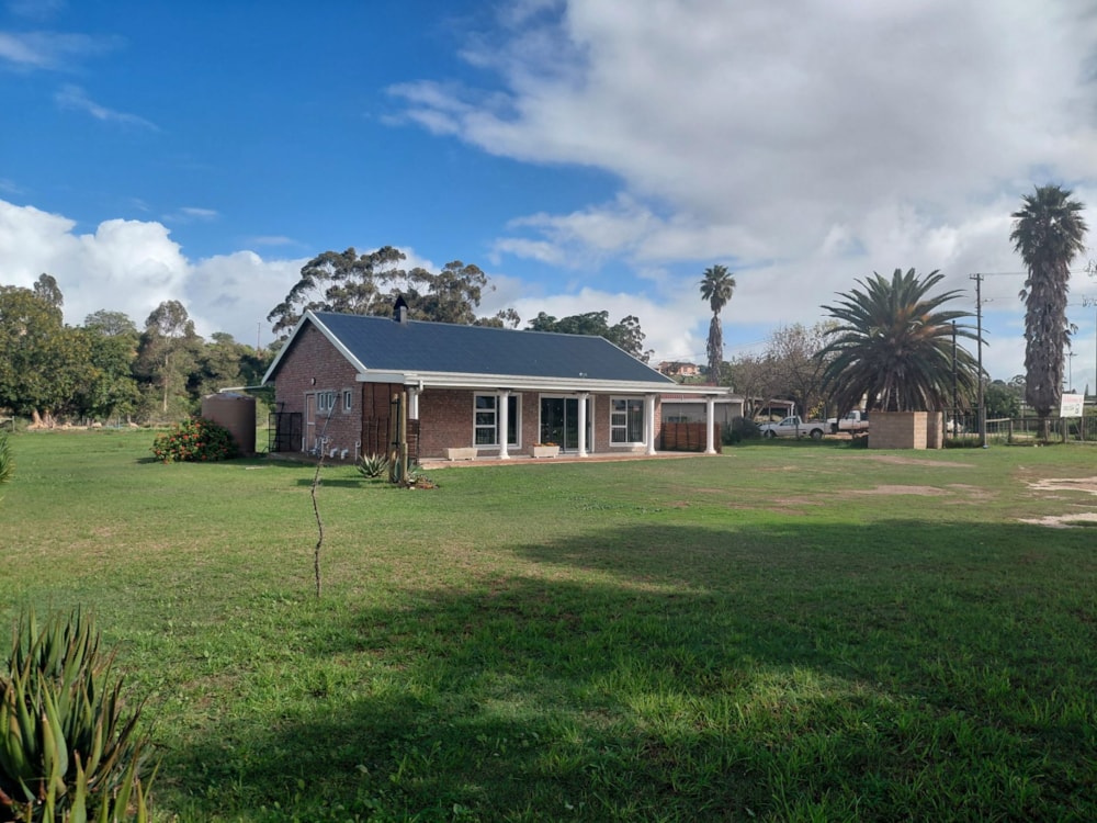 Commercial Building for sale in Heidelberg, Garden Route - 1SR1698521