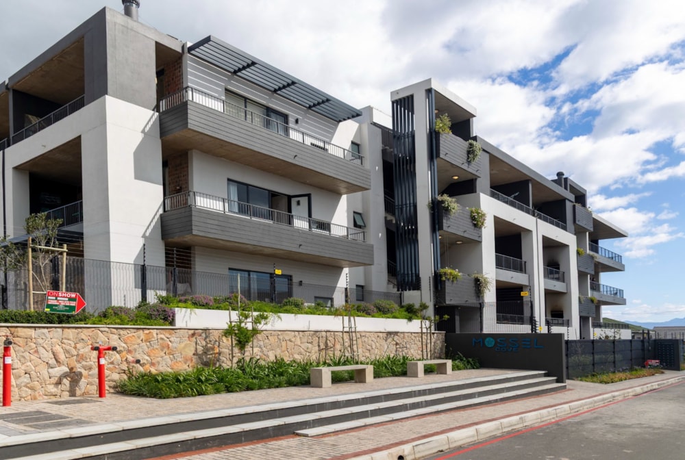 Apartment for sale in Mossel Bay Central - 1MB1738812