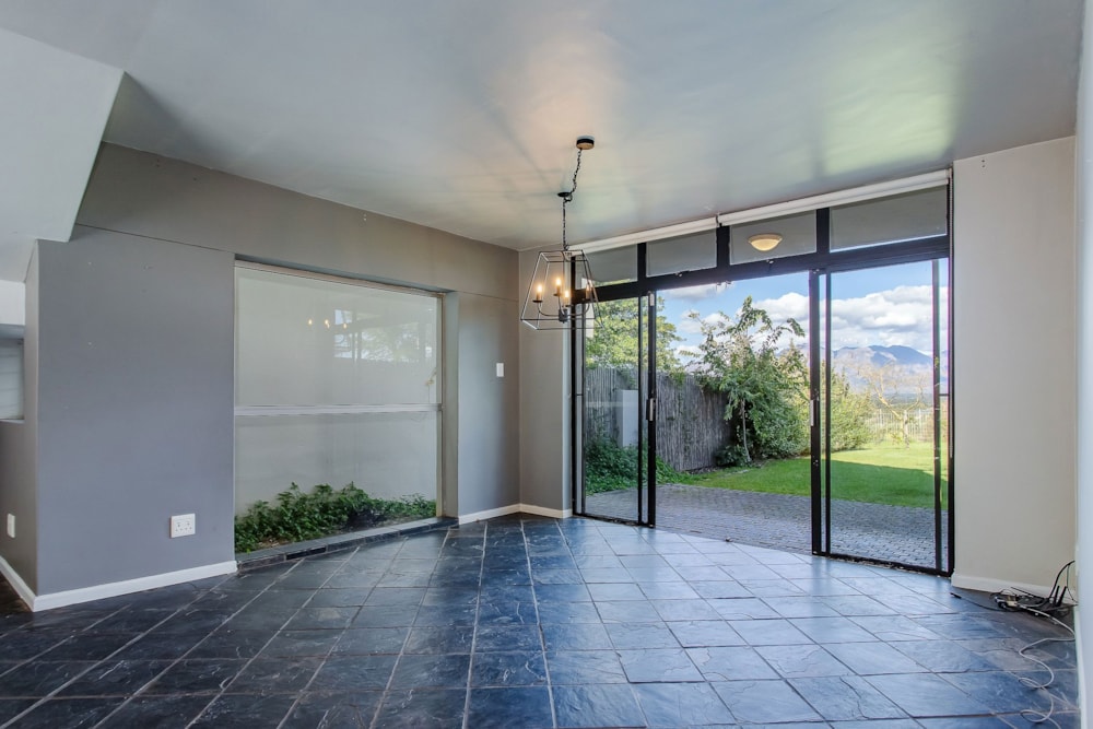 Townhouse for sale in Paarl South - TK1735049