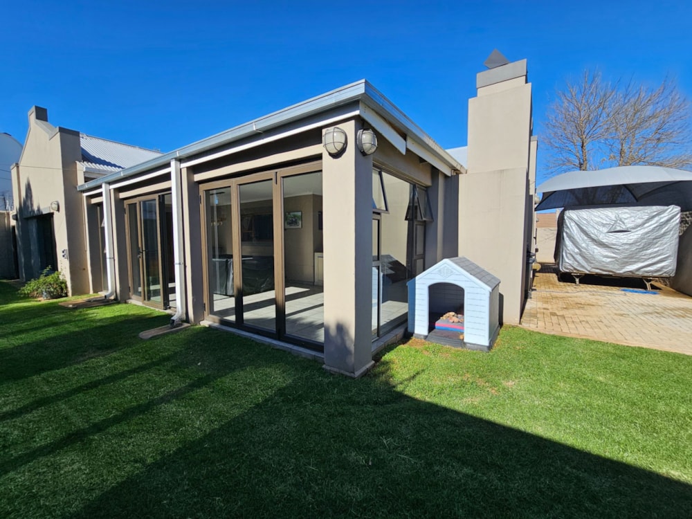 Townhouse for sale in Heidelberg, Gauteng - 1SP1733448