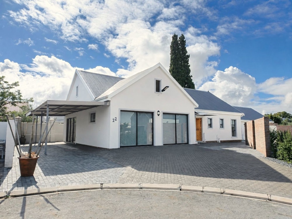 House for sale in Wesbank, Oudtshoorn - 1OU1739336 House for sale in Wesbank, Oudtshoorn - 1OU1739336