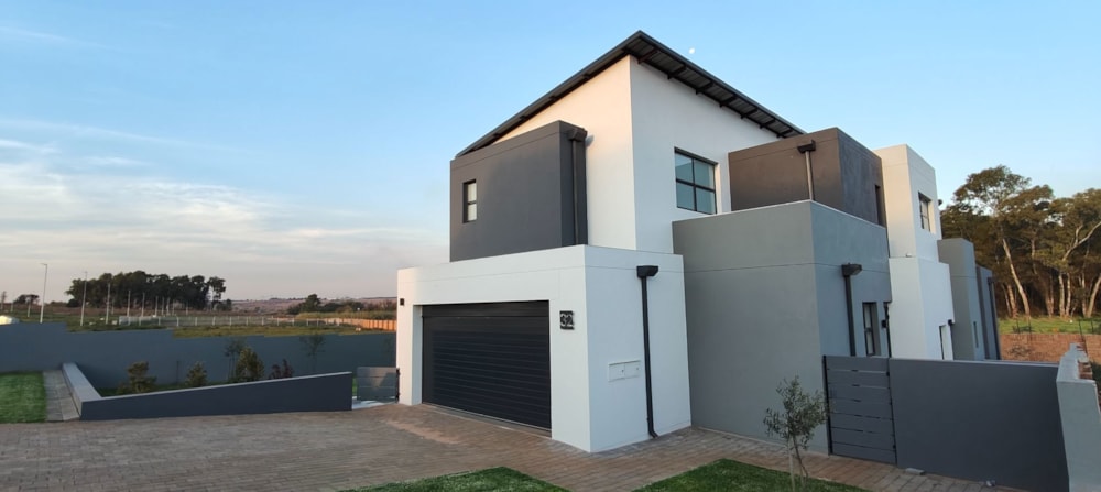 House for sale in Fountainbrook Estate - CN1741206