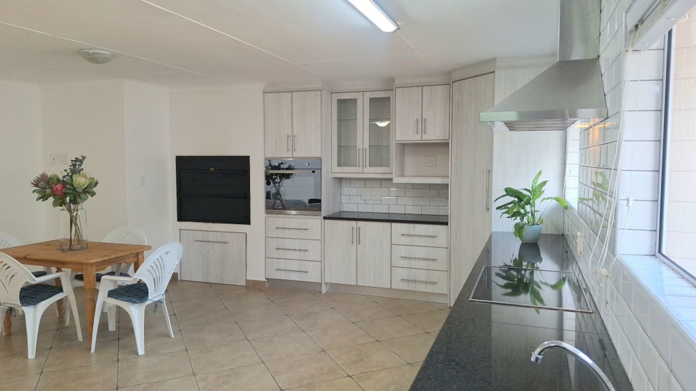Townhouse for sale in Hartenbos Central - 1MB1723226 Townhouse for sale in Hartenbos Central - 1MB1723226