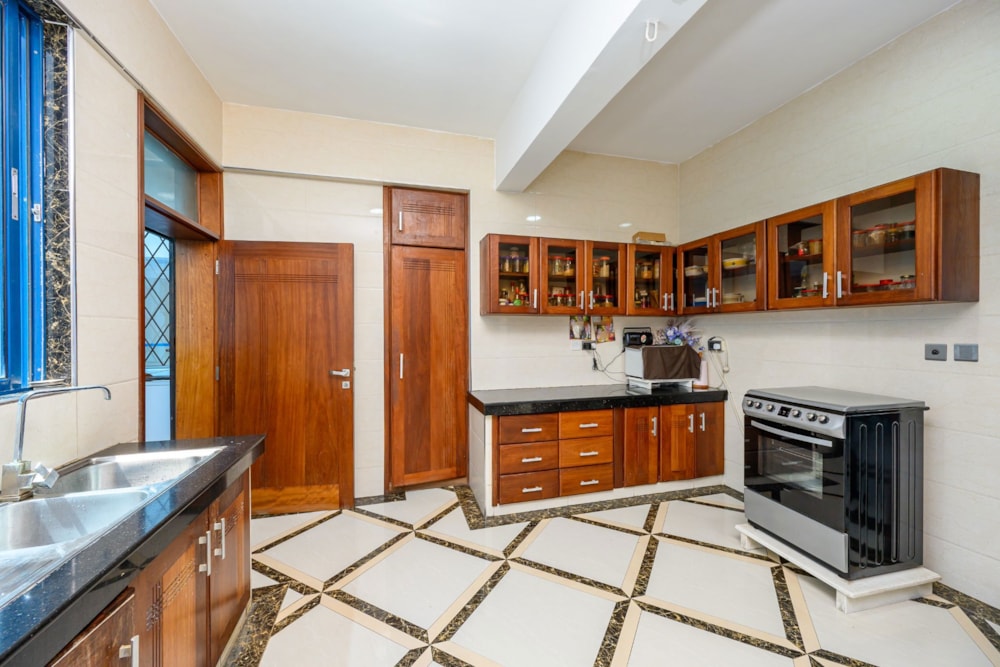 Penthouse apartment for sale in Kizingo, Kenya - 3KE1738922