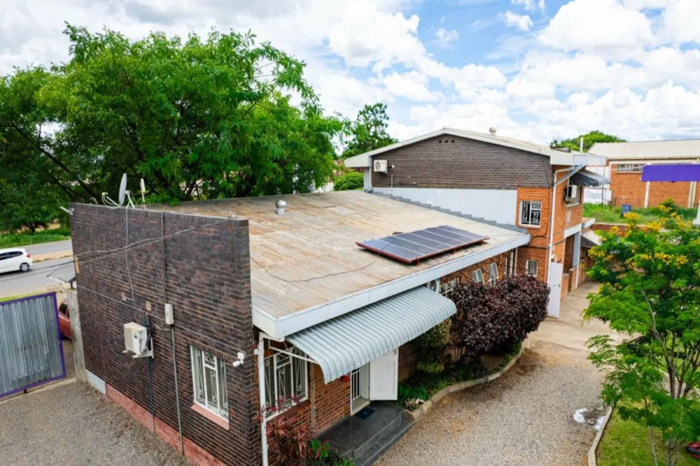 Commercial Building for sale in Donnington, Zimbabwe - 3ZB1725805 Commercial Building for sale in Donnington, Zimbabwe - 3ZB1725805