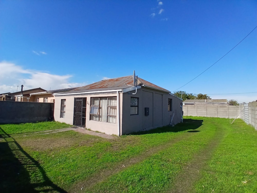 House for sale in Bellville South - 1AH1740437 House for sale in Bellville South - 1AH1740437