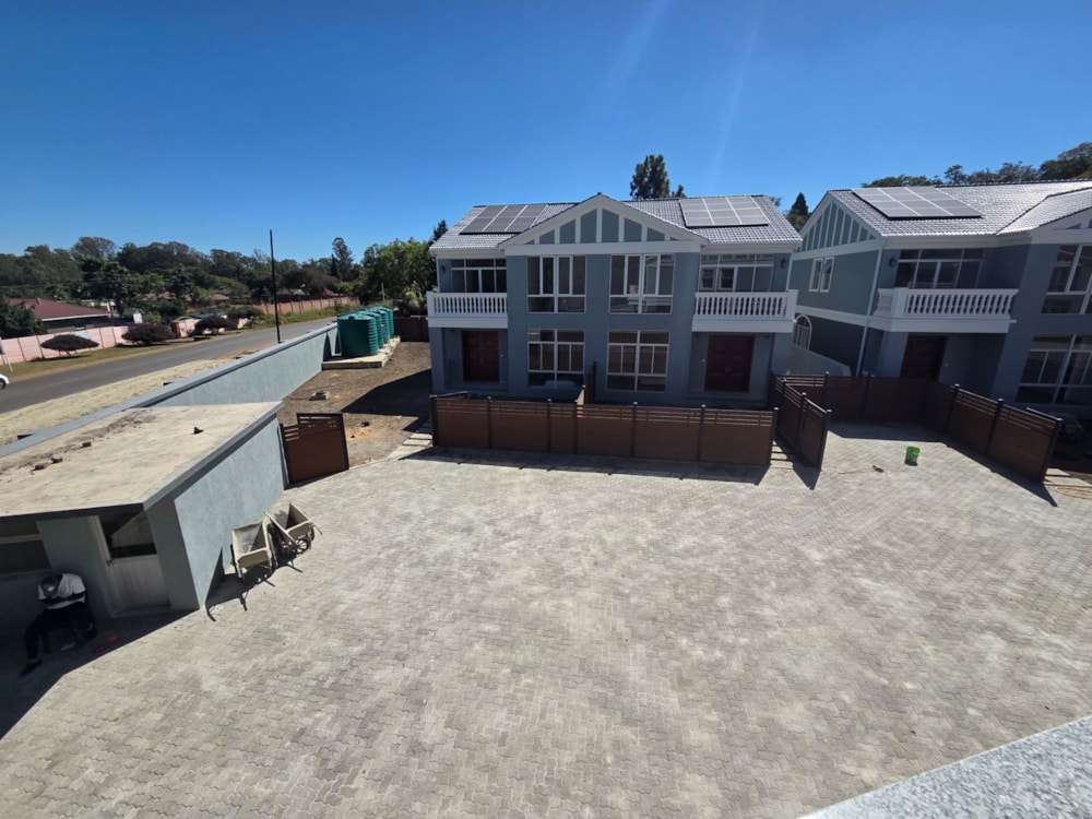 Townhouse for sale in Strathaven, Zimbabwe - 3ZB1728184
