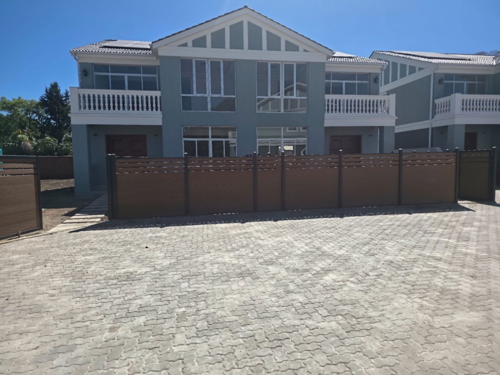 Townhouse for sale in Strathaven, Zimbabwe - 3ZB1728184
