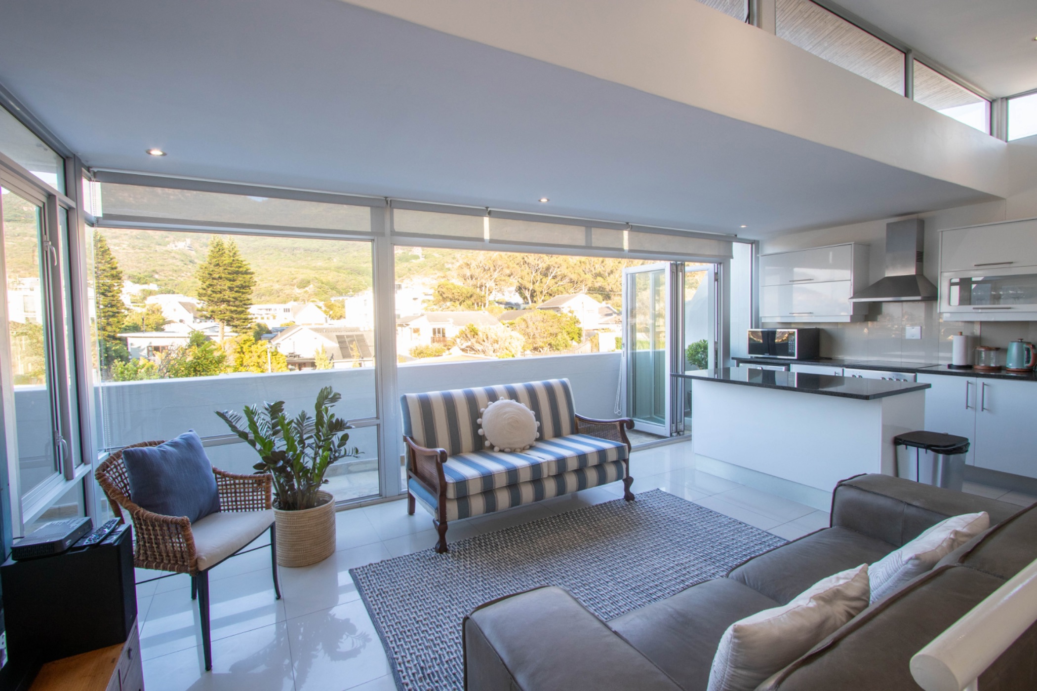 Apartment to rent in Hout Bay - BYL1731156