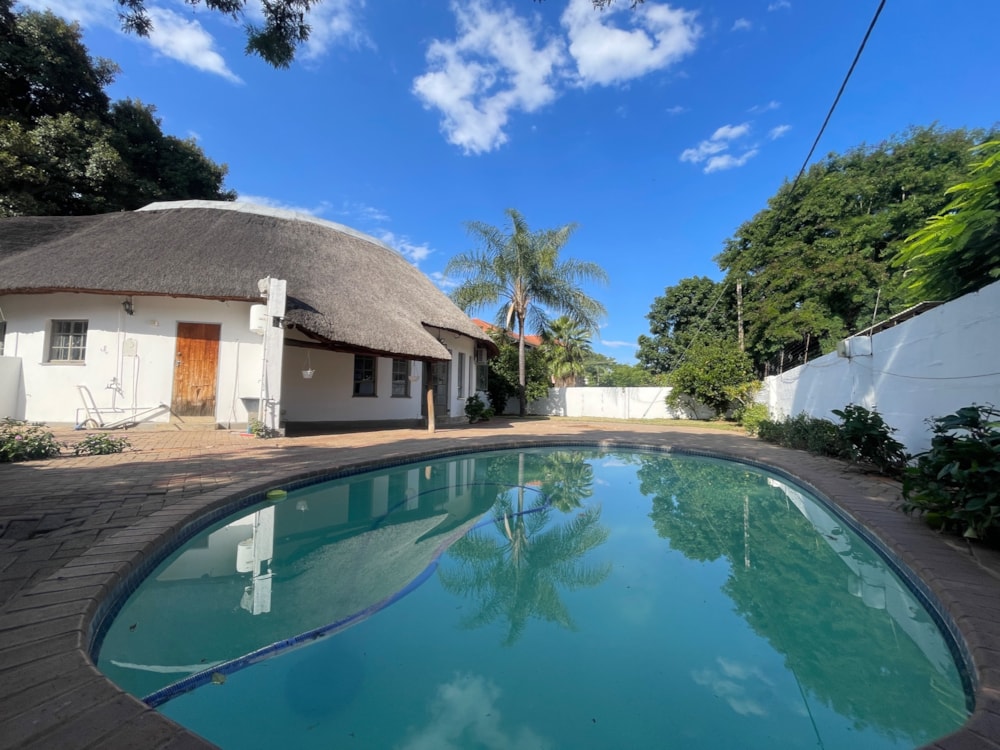 Bungalow to rent in Phakalane, Botswana - 3BO1738975