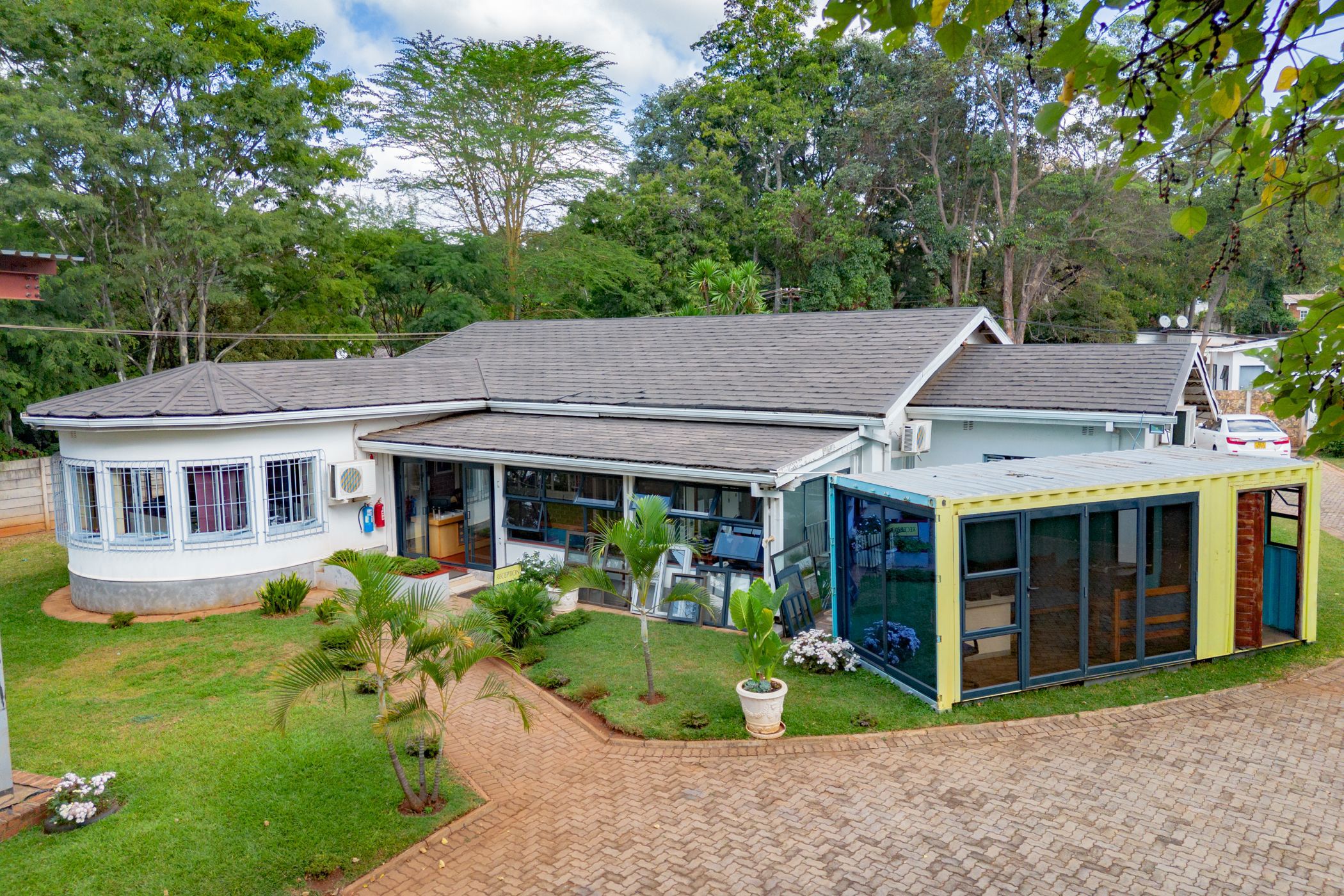 Commercial Building for sale in Avondale, Zimbabwe - 3ZB1739389