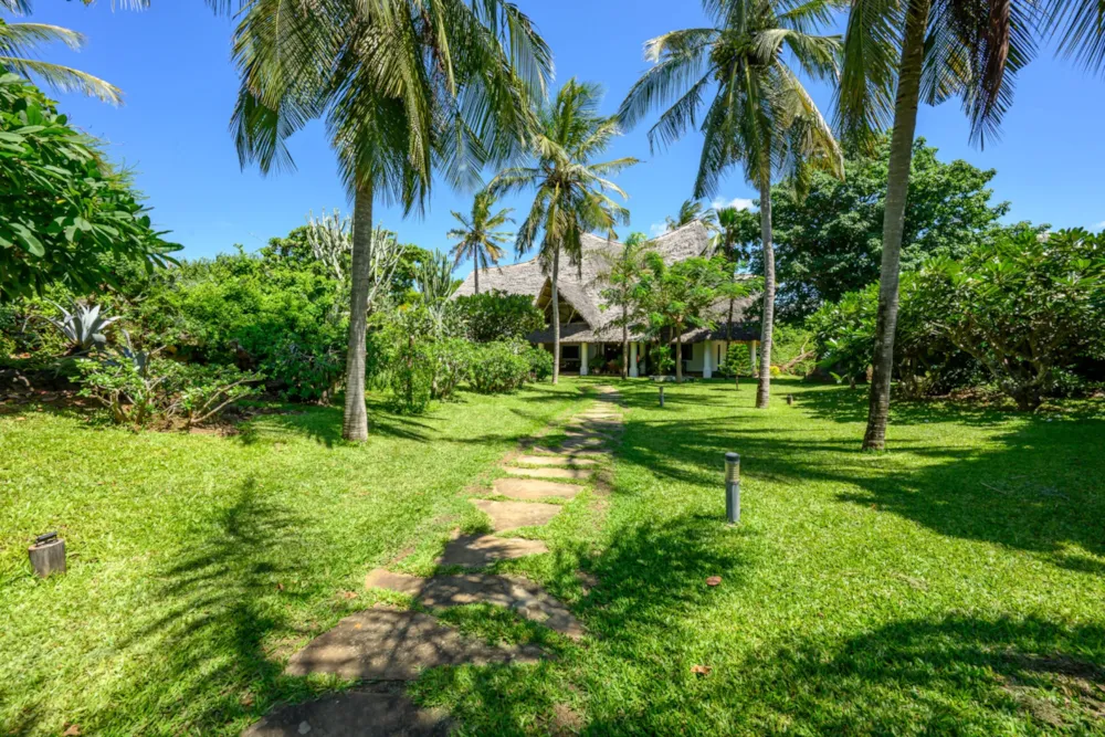 Double-storey house for sale in Malindi, Kenya - 3KE1737426 Double-storey house for sale in Malindi, Kenya - 3KE1737426