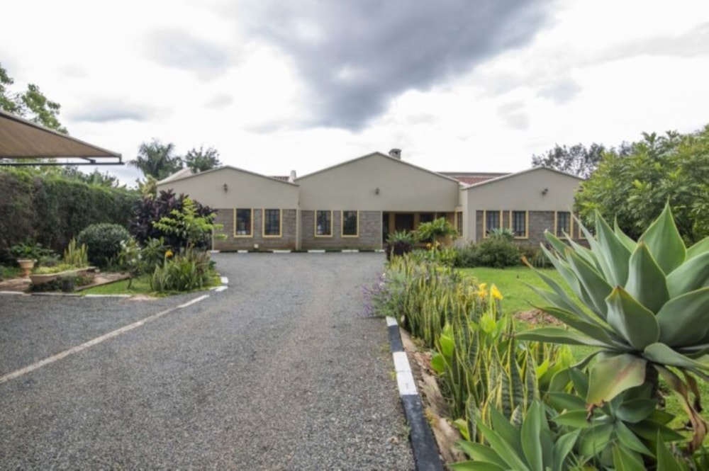 Bungalow for sale in Karen, Kenya - 3KE1737351