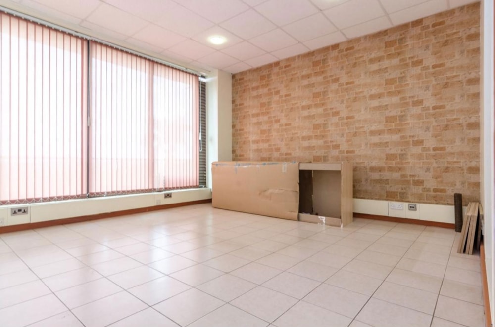 Commercial office to rent in Kilimani, Kenya - 3KE1736463