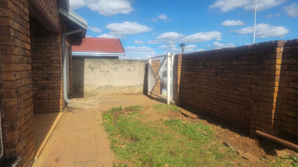 House for sale in Vosloorus - BOK1748380 House for sale in Vosloorus - BOK1748380