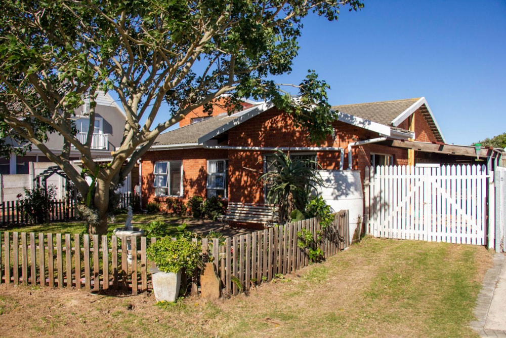 Double-storey house for sale in Boknesstrand - 1KO1740191 Double-storey house for sale in Boknesstrand - 1KO1740191