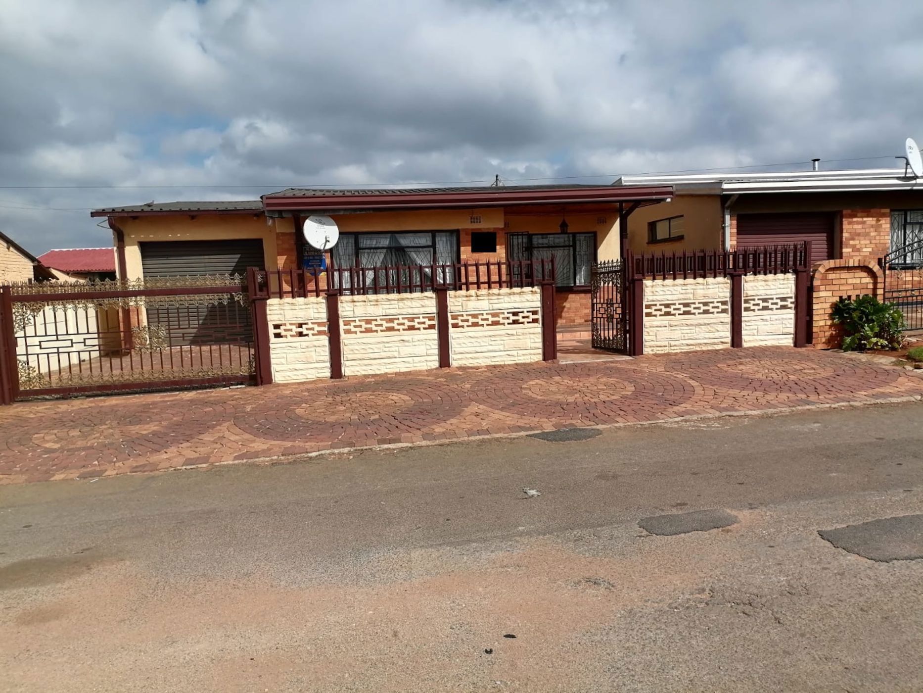 House for sale in Kwa Thema - 1SP1738516
