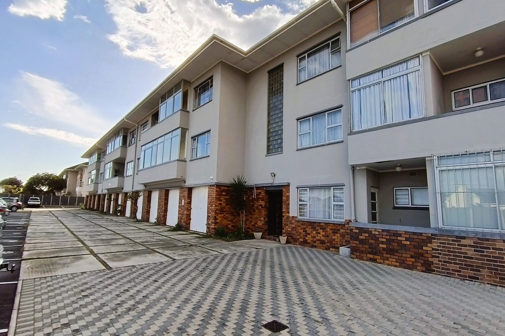 Apartment to rent in Milnerton - 1TV1736131