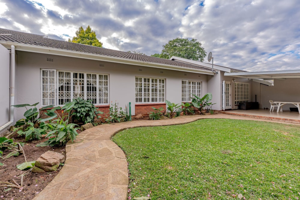 Townhouse for sale in Gillitts - 1KF1738402