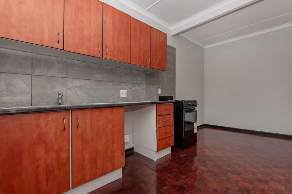 Apartment for sale in Windsor West - RAN1736444