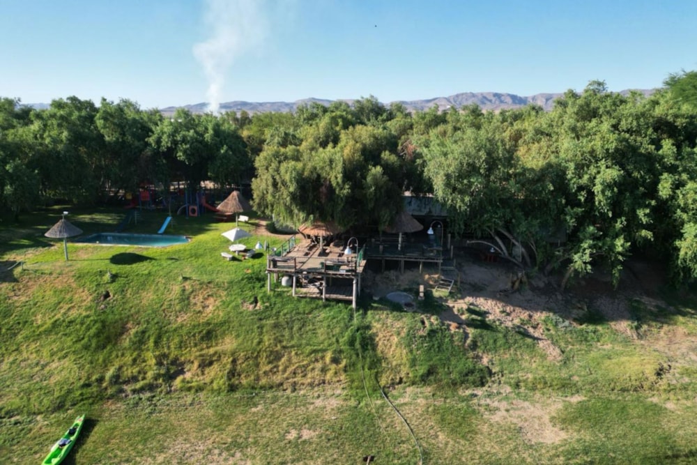 Commercial restaurant for sale in Vioolsdrif Farms - 1NA1736829 Commercial restaurant for sale in Vioolsdrif Farms - 1NA1736829