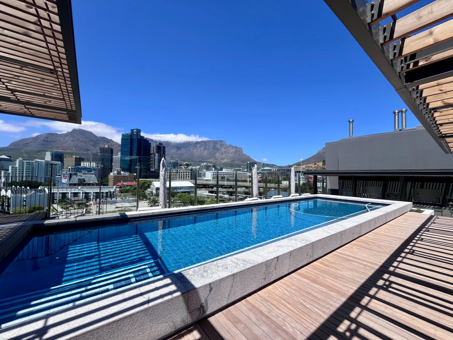 Apartment to rent in Waterfront, Cape Town - CBL1738838