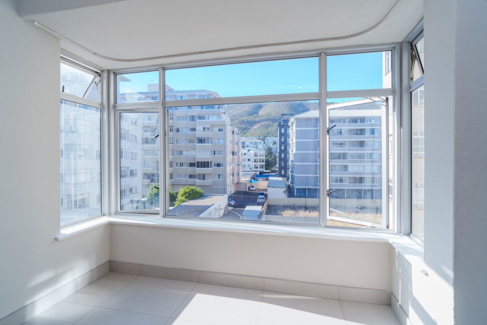 Apartment for sale in Sea Point - AS1737845 Apartment for sale in Sea Point - AS1737845