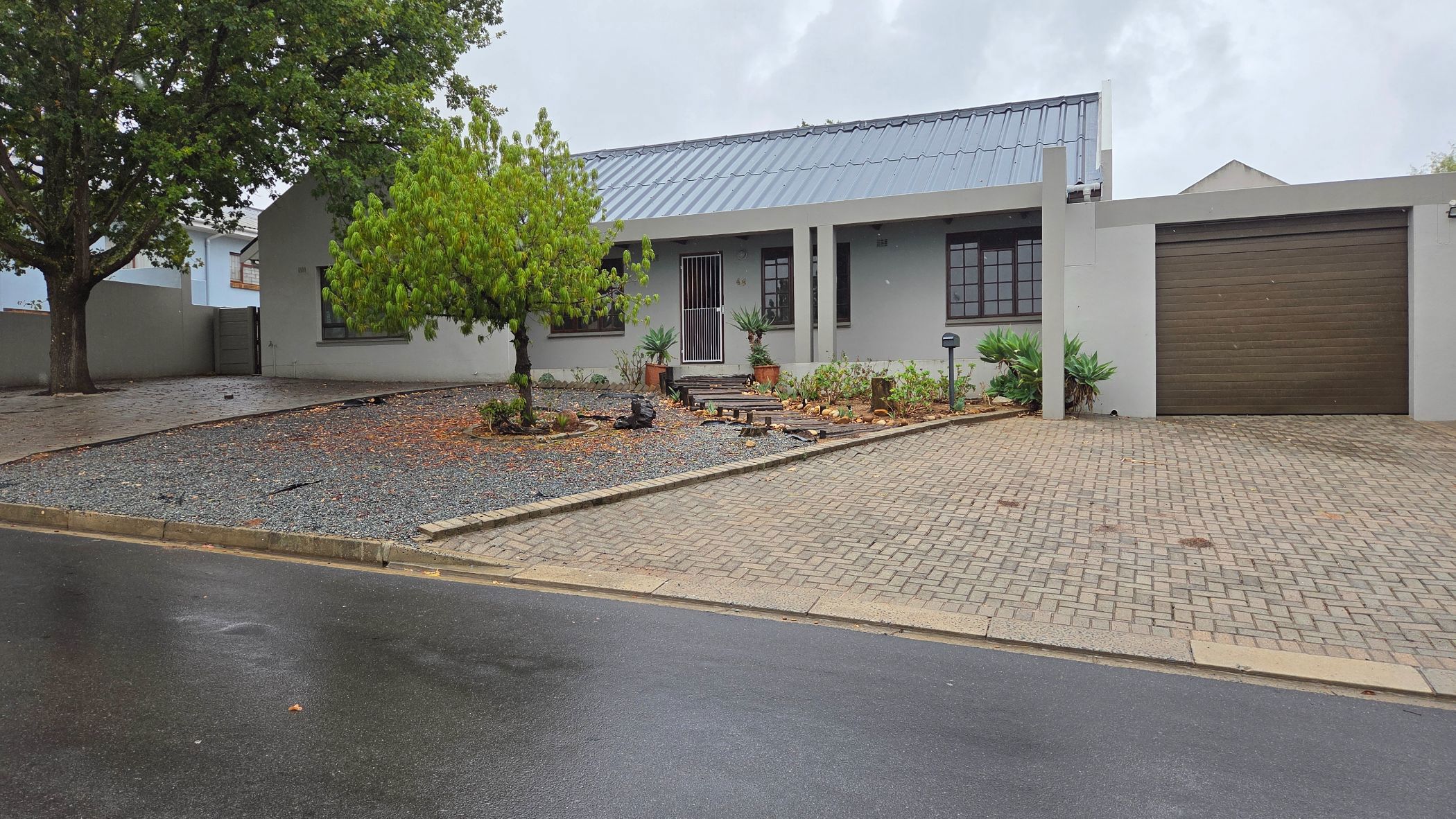 House to rent in Panorama, Worcester - 1MS1738564
