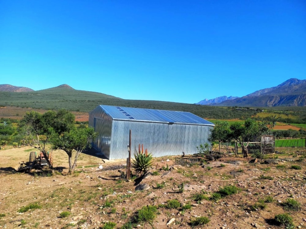 Lifestyle property for sale in Oudtshoorn Rural - 1OU1737834 Lifestyle property for sale in Oudtshoorn Rural - 1OU1737834