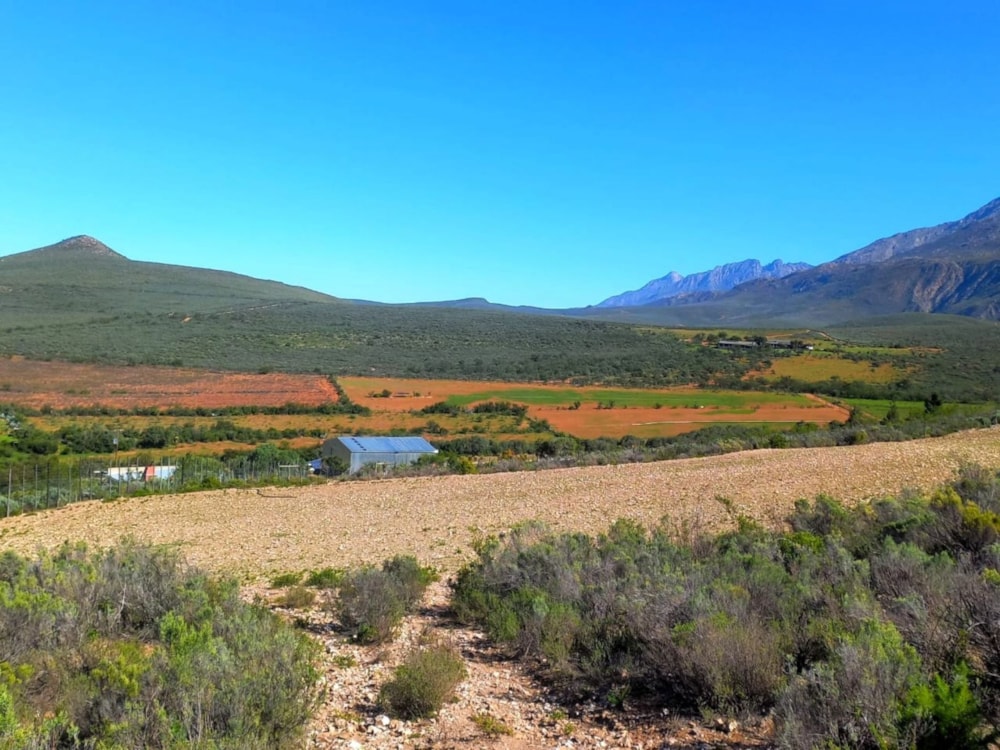 Lifestyle property for sale in Oudtshoorn Rural - 1OU1737834 Lifestyle property for sale in Oudtshoorn Rural - 1OU1737834