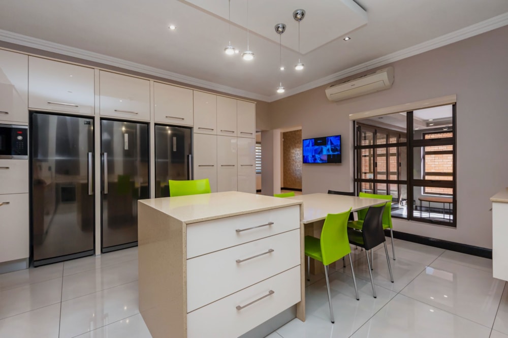 House for sale in Lenasia South - 1GV1739039 House for sale in Lenasia South - 1GV1739039