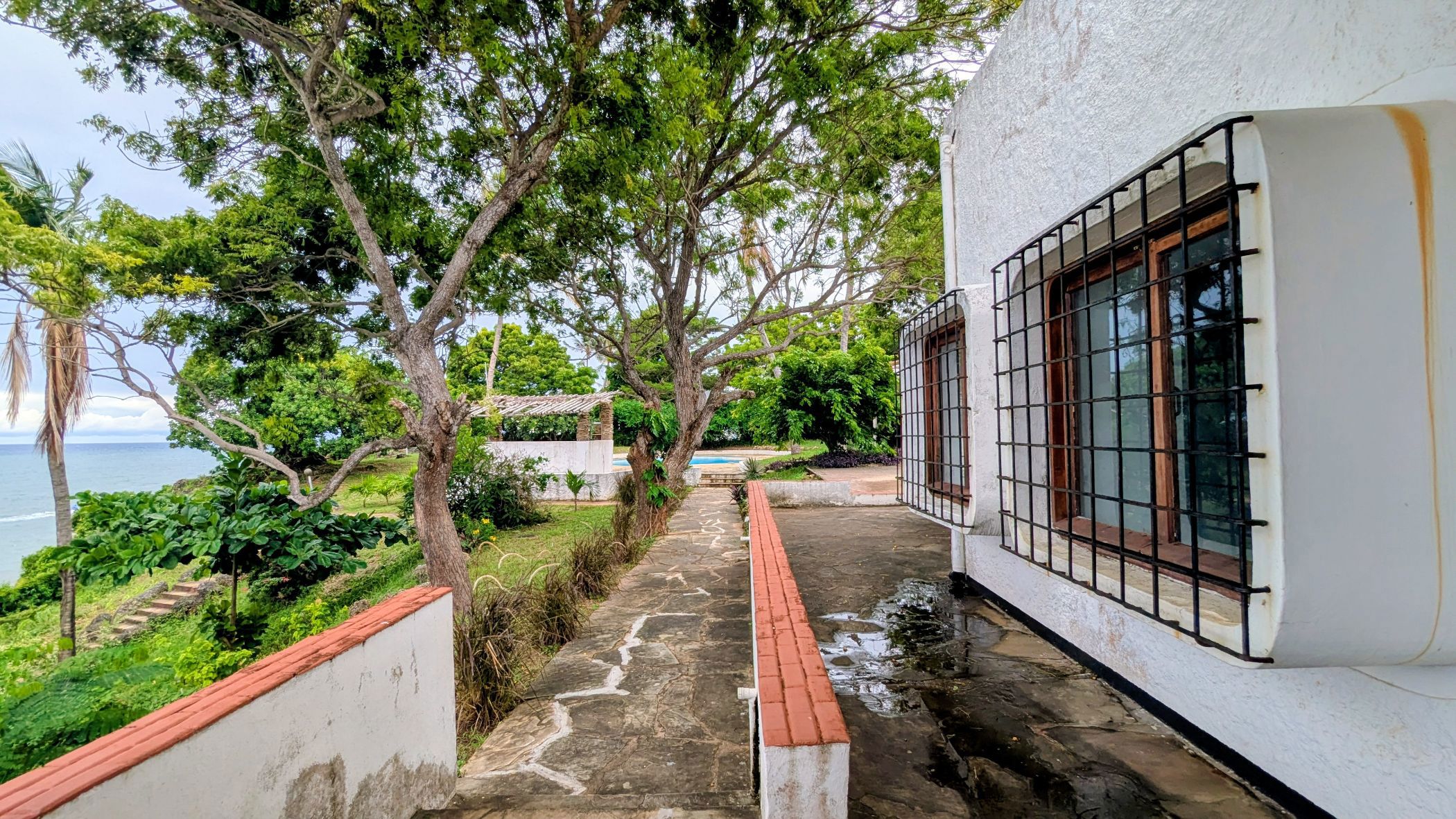 Beach bungalow to rent in Old Nyali , Kenya - 3KE1738498