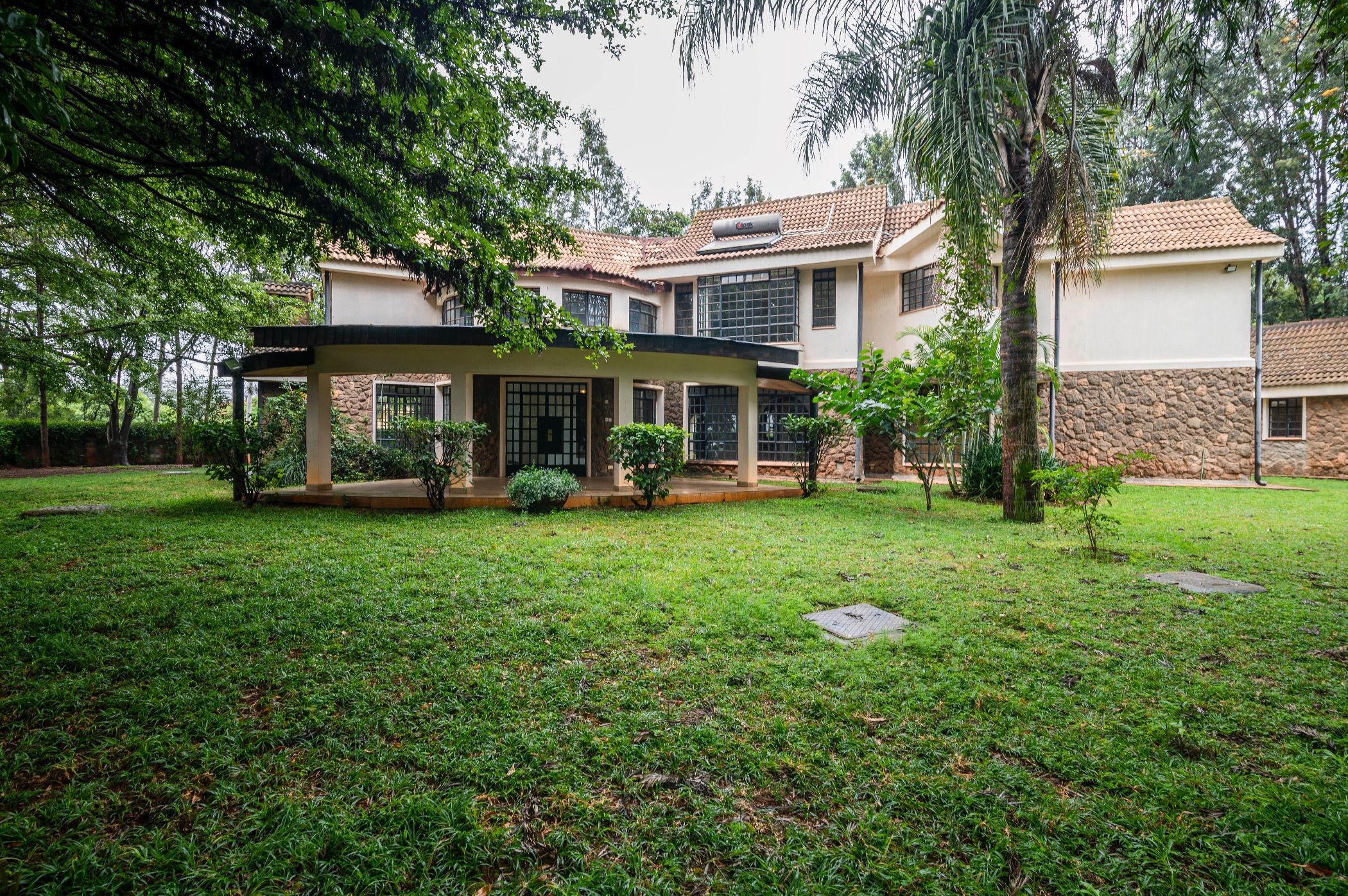 Single-storey house let in Runda , Kenya - 3KE1738220