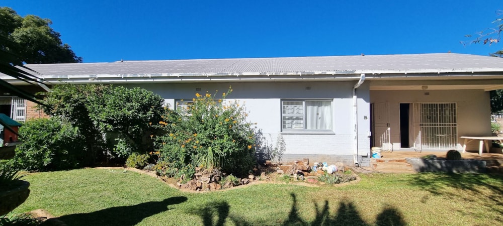 House for sale in Heuwelsig, Kimberley - 1KJ1738121 House for sale in Heuwelsig, Kimberley - 1KJ1738121