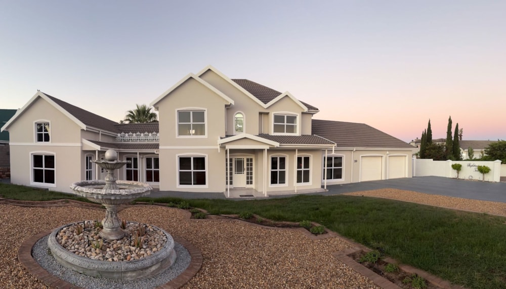 House to rent in Country Club - LBL1738204