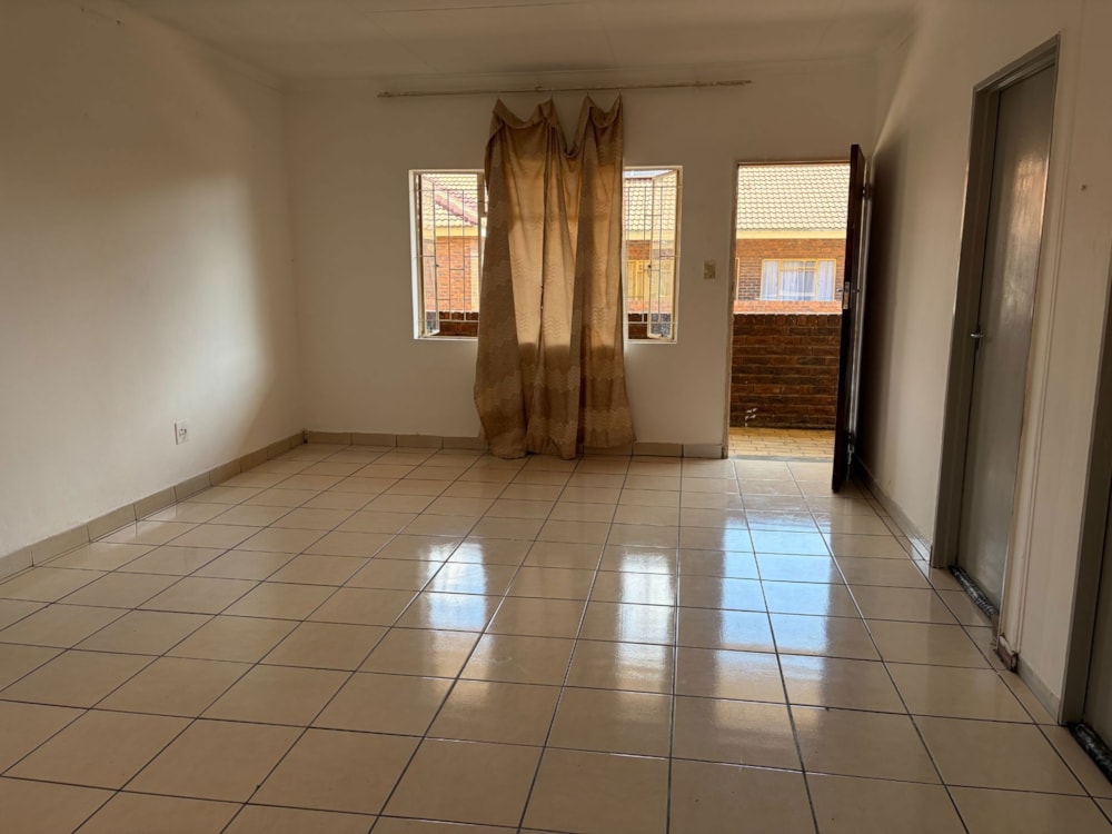 Apartment for sale in Polokwane Central - 1PS1738648