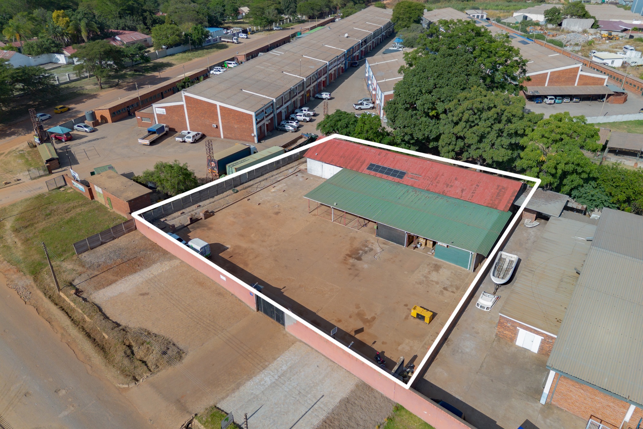 Commercial industrial property for sale in Msasa, Zimbabwe - 3ZB1738496