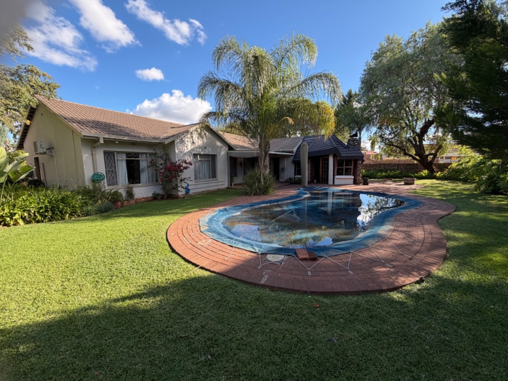 House for sale in Royldene - 1KJ1741574