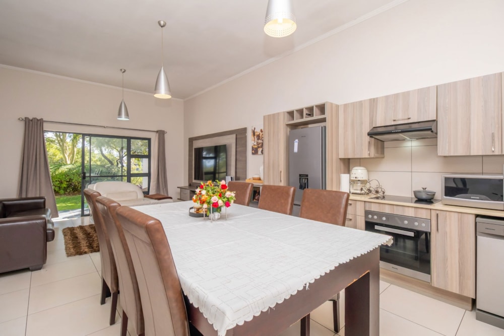 Cluster for sale in Jackal Creek Golf Estate - RAN1738902