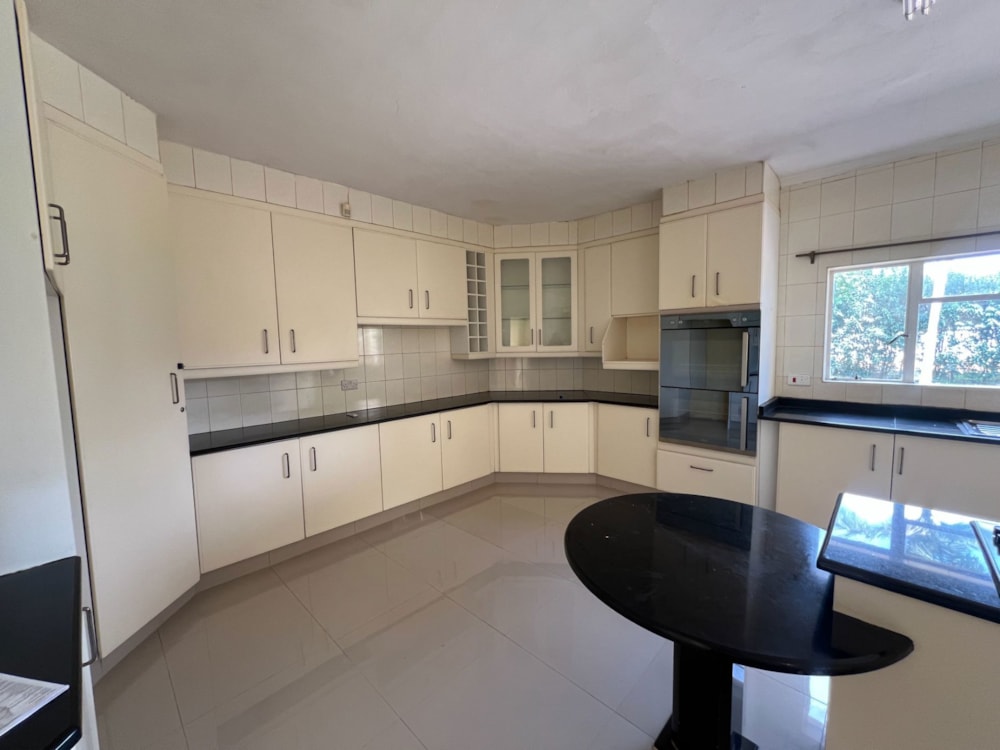 House to rent in Borrowdale West, Zimbabwe - 3ZB1738573