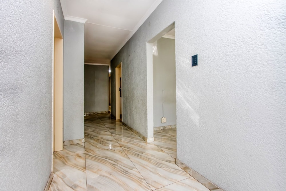 House to rent in Ferndale, Randburg - RAL1738583