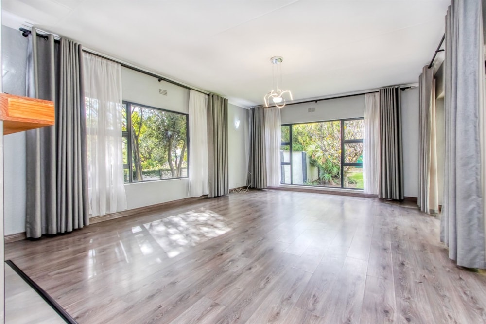 House to rent in Ferndale, Randburg - RAL1738583