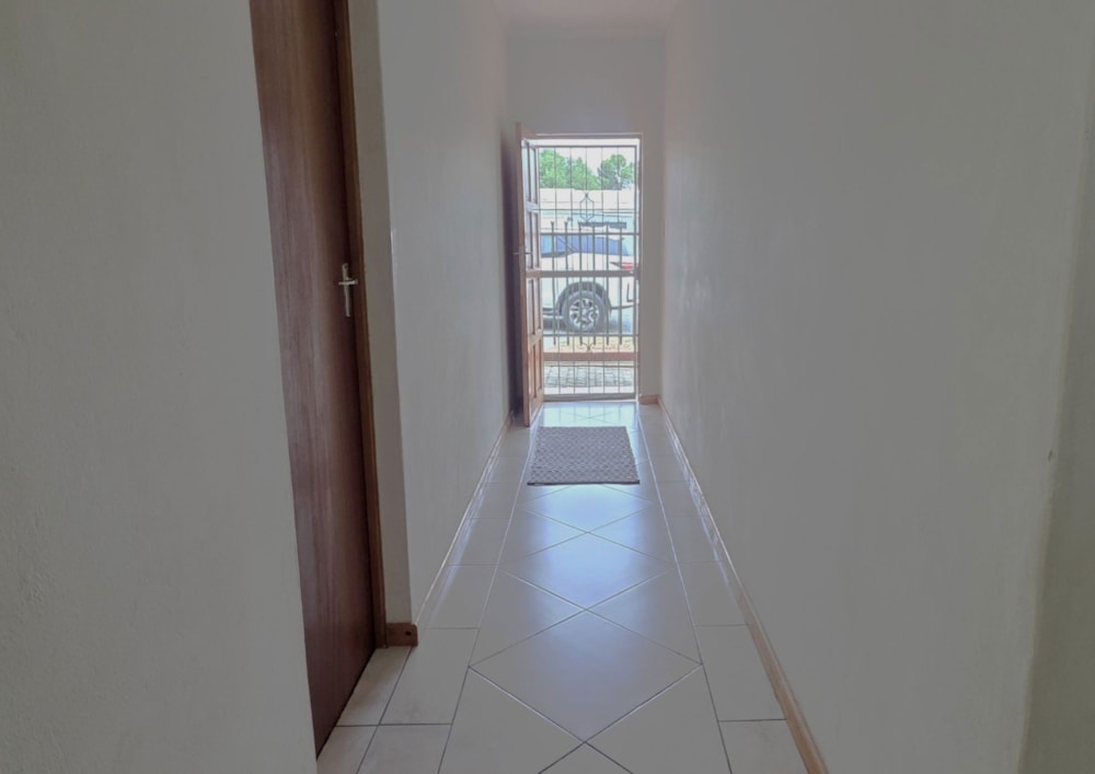 Townhouse for sale in Cradock - 1KK1738624 Townhouse for sale in Cradock - 1KK1738624